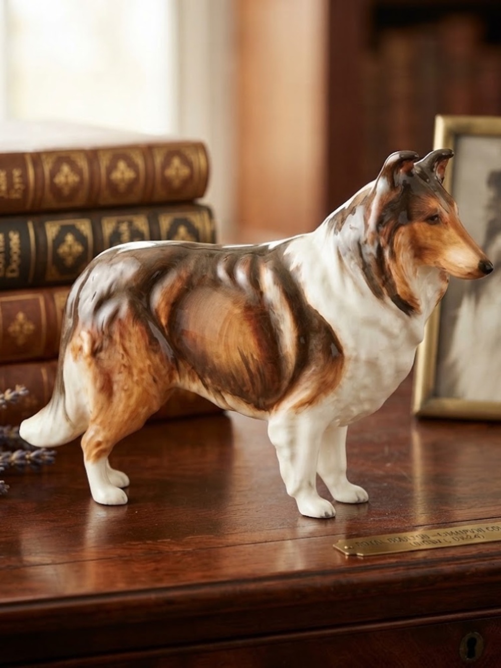 Royal Doulton HN1058 Collie Figurine, Tri-Color Porcelain Figurine